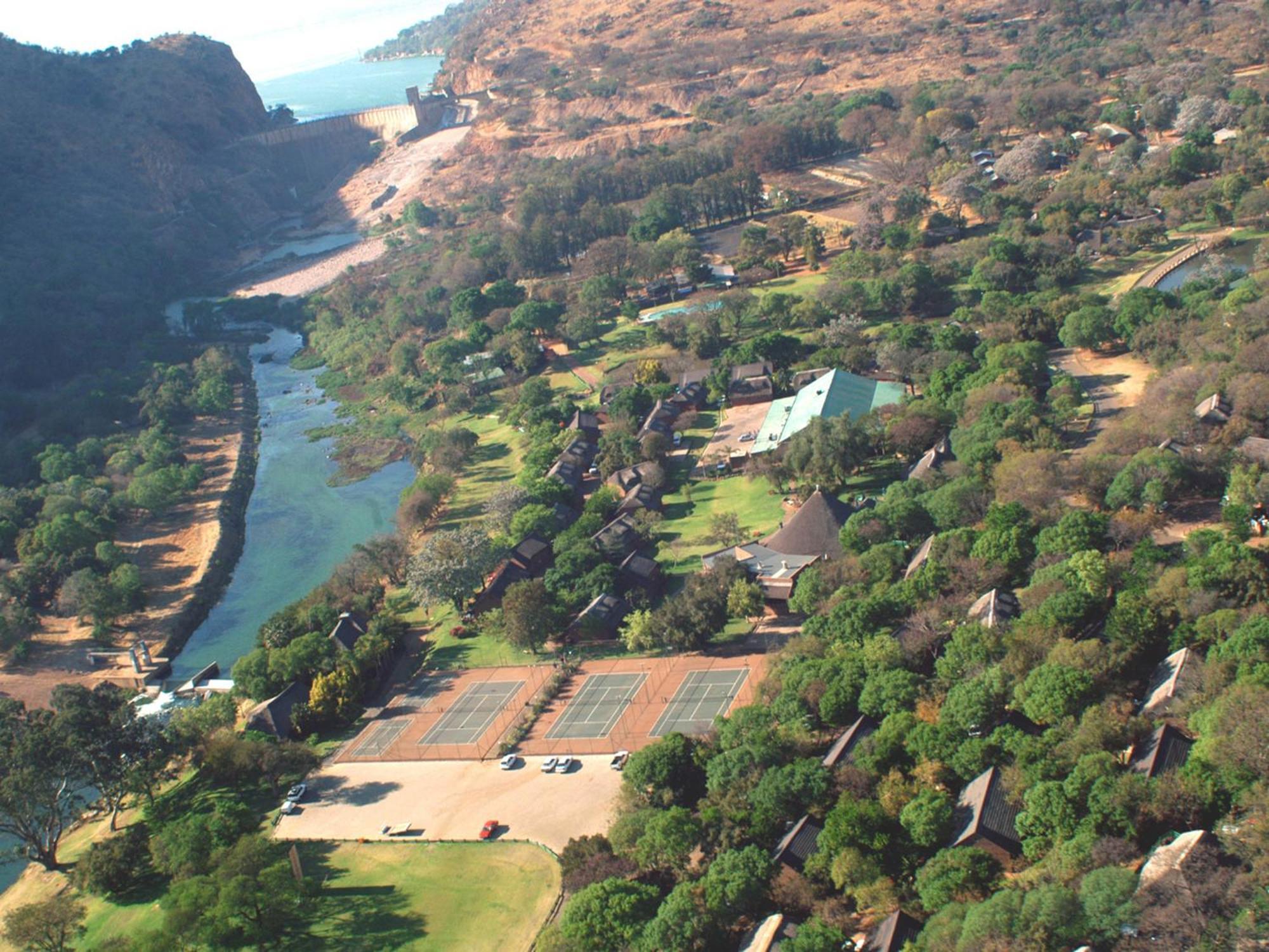 Mount Amanzi Hotel Kosmos Exterior photo